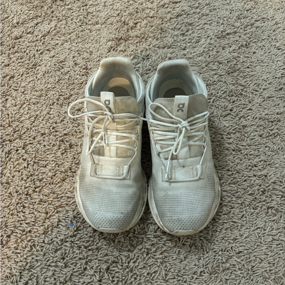 On Running women’s Athletic Shoes